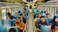 Etika dan Aturan Tak Tertulis Saat Naik Kereta